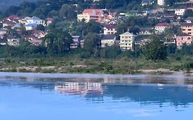 Chiangkhong Teak Garden Riverfront Hotel